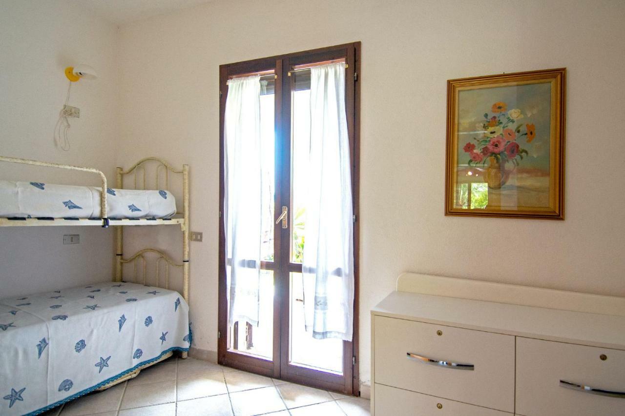 Rosa Holiday Home วิลลัสซีมีอุส ภายนอก รูปภาพ