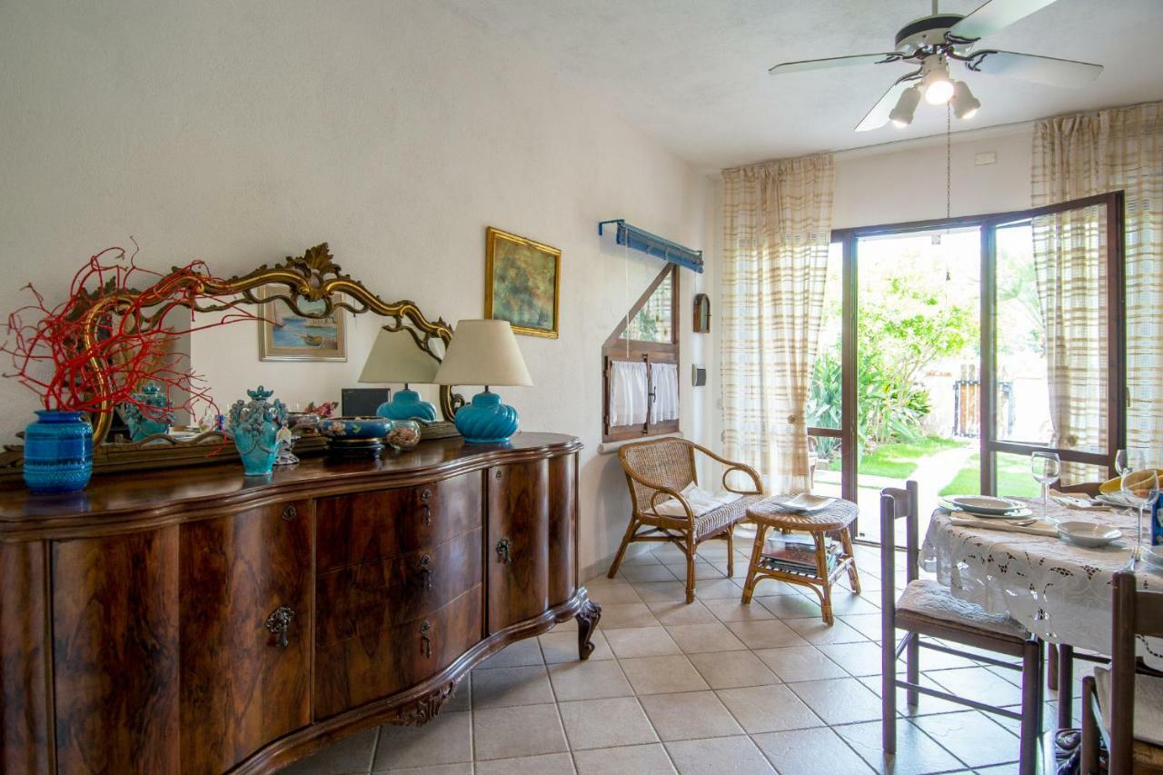 Rosa Holiday Home วิลลัสซีมีอุส ภายนอก รูปภาพ